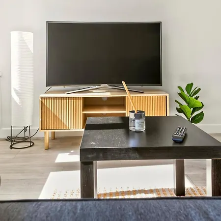 Chaleureux, Wifi, Renove 아파트